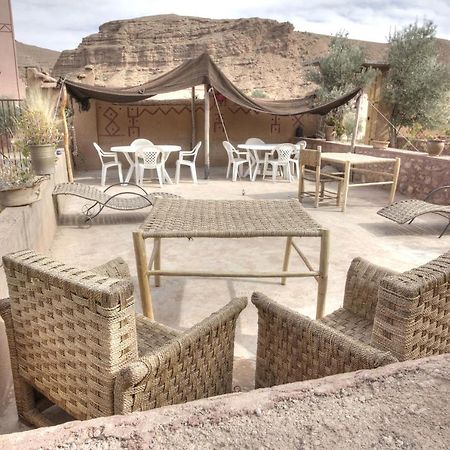 Maison Restaurant Amazigh Annex Ait Ougliff Kültér fotó